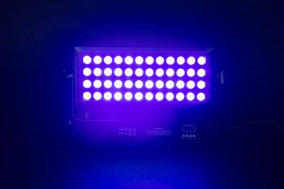 Wall Washer 6in1 RGBWA + UV LED